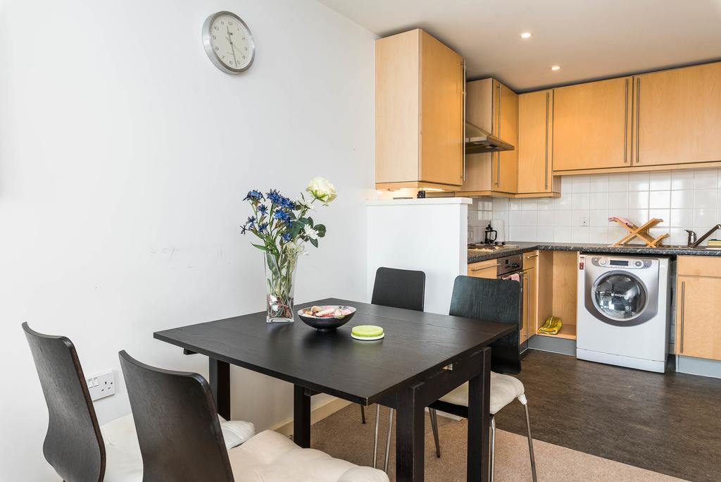 Fantastic 1 Bed Flat Stratford Apartment ลอนดอน ภายนอก รูปภาพ